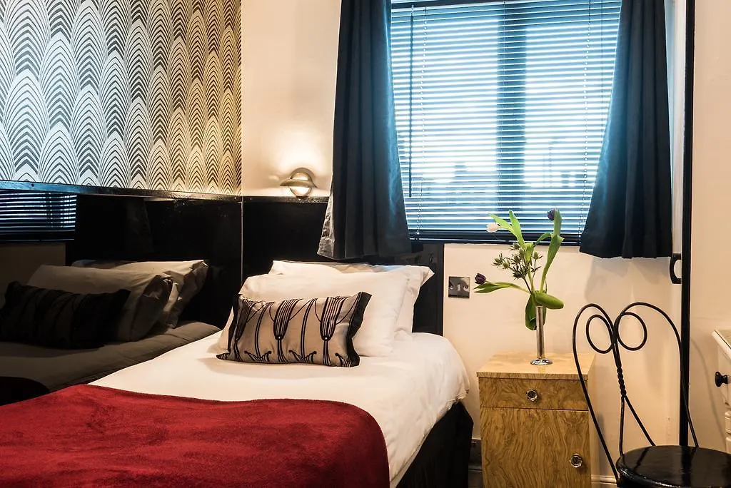 Paskins Town House Брайтонн 3*,  Великобритания