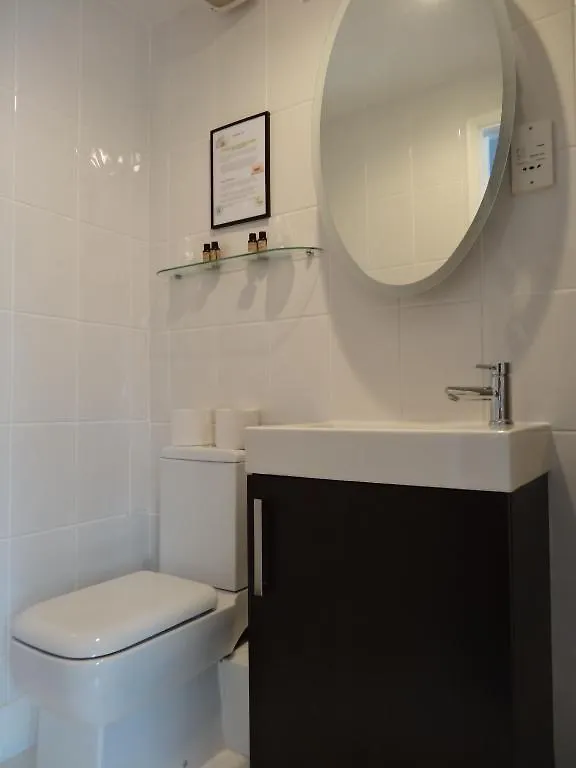 Paskins Town House Брайтонн 3*,